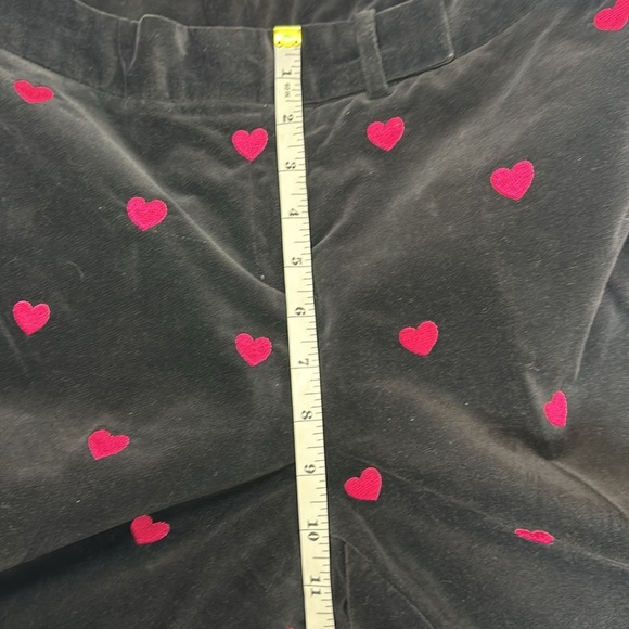 LILLY PULITZER Black Embroidered Hearts Stretch Velveteen Pants Women’s Size 6 - Picture 8 of 14